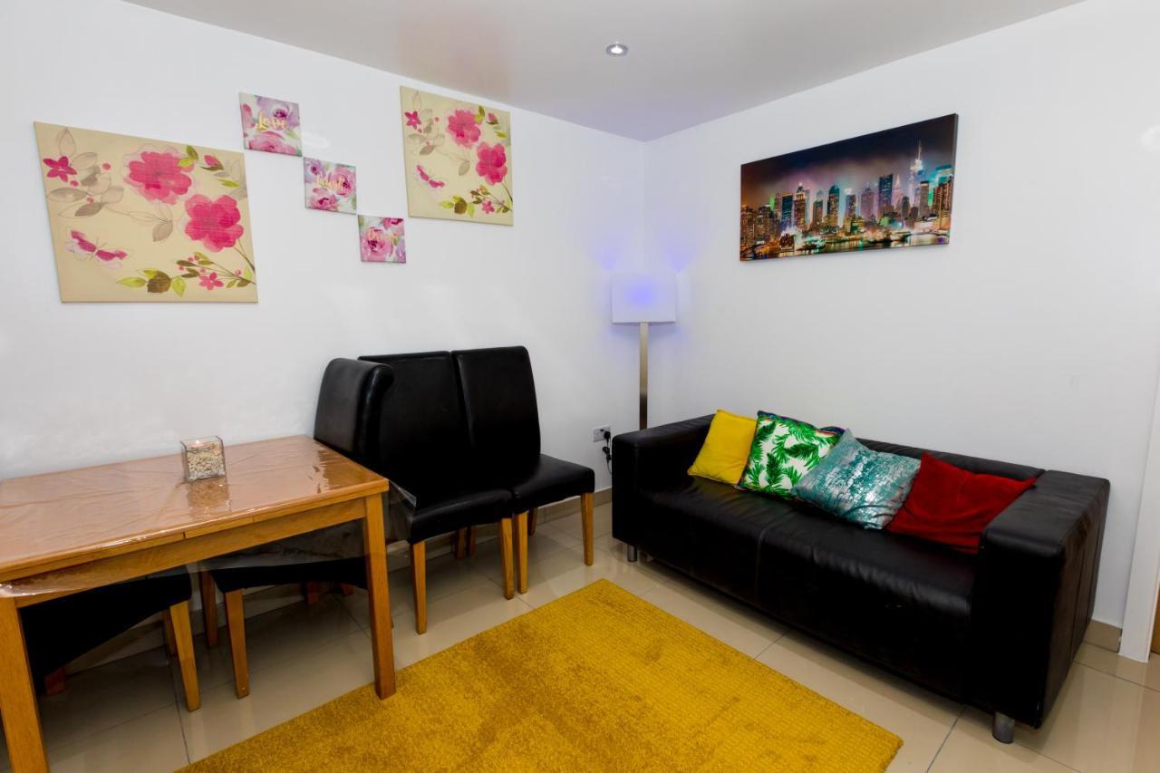 Comfortable Stays - Shirley, Solihull Exterior foto