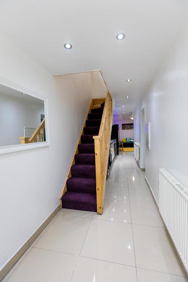 Comfortable Stays - Shirley, Solihull Exterior foto